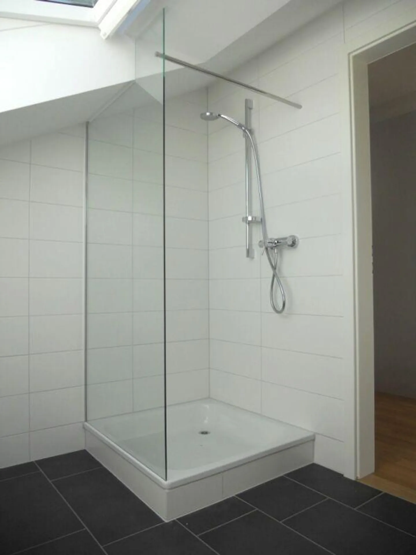 Helle 2.5-Zi-Penthouse mit Balkon - Foto 9 von 10