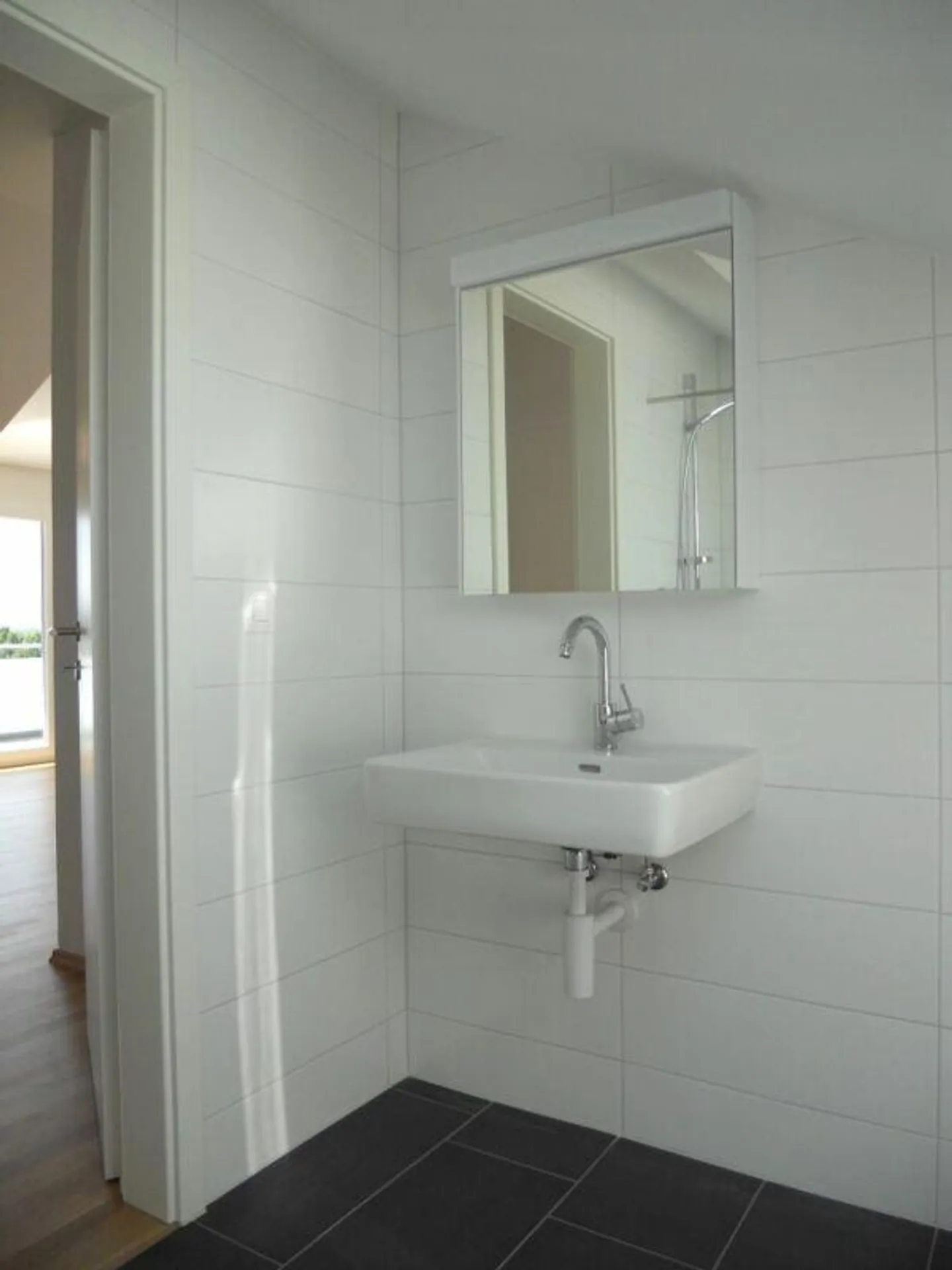 Helle 2.5-Zi-Penthouse mit Balkon - Foto 10 von 10