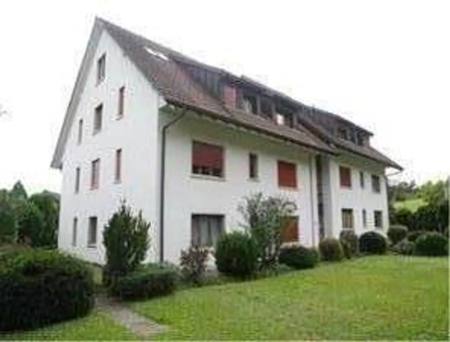 Attractive 4.5-room apartment in a quiet location in Riniken - Photo 4 of 13