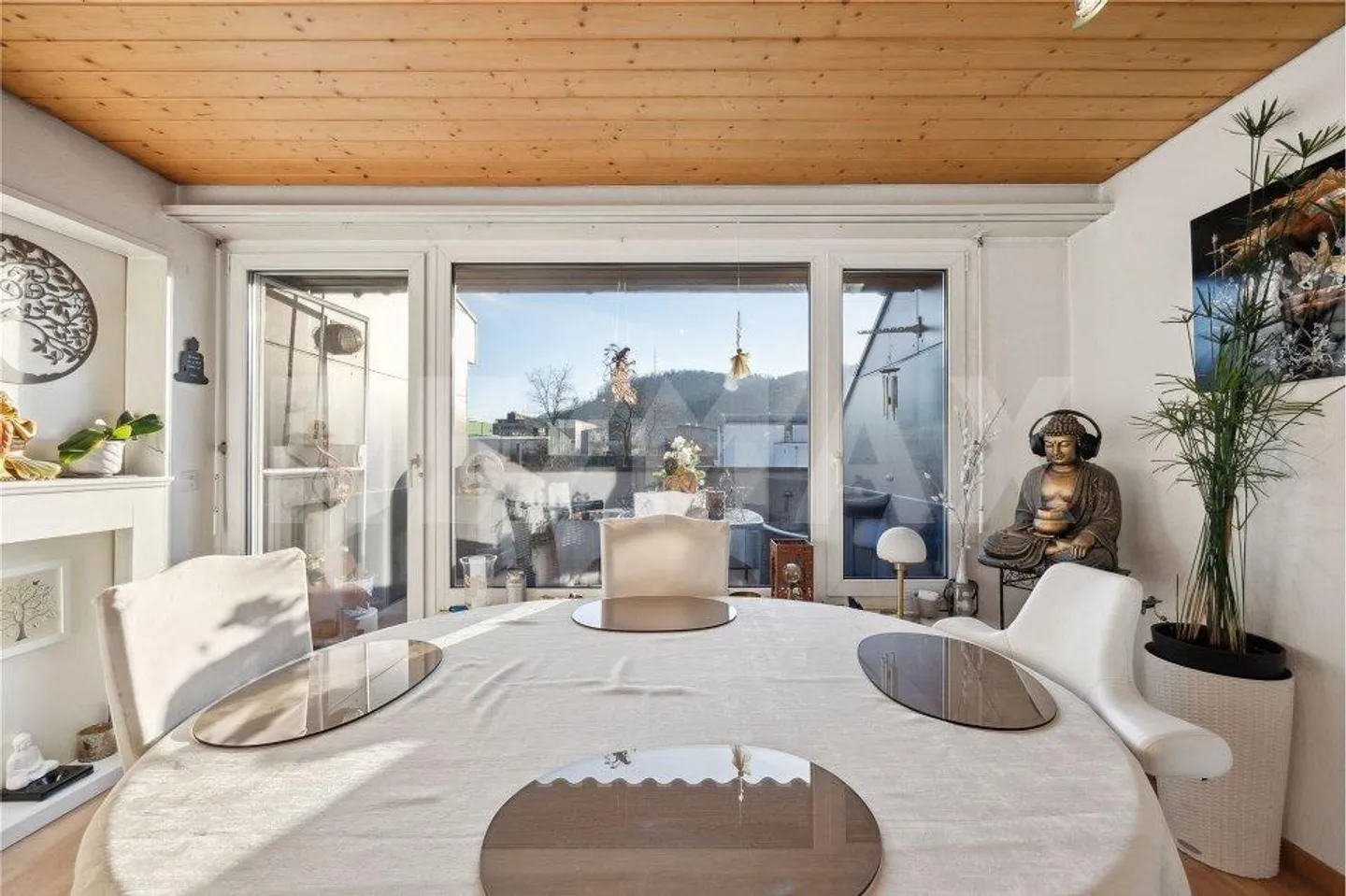 Penthouse with unique view of Sissacherfluh - Photo 3 of 13