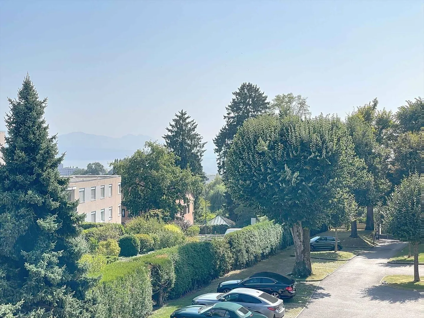 Wohnung mit 4.5 Zimmern in absoluter Ruhe - Residenz von hohem Standard - Foto 10 von 13
