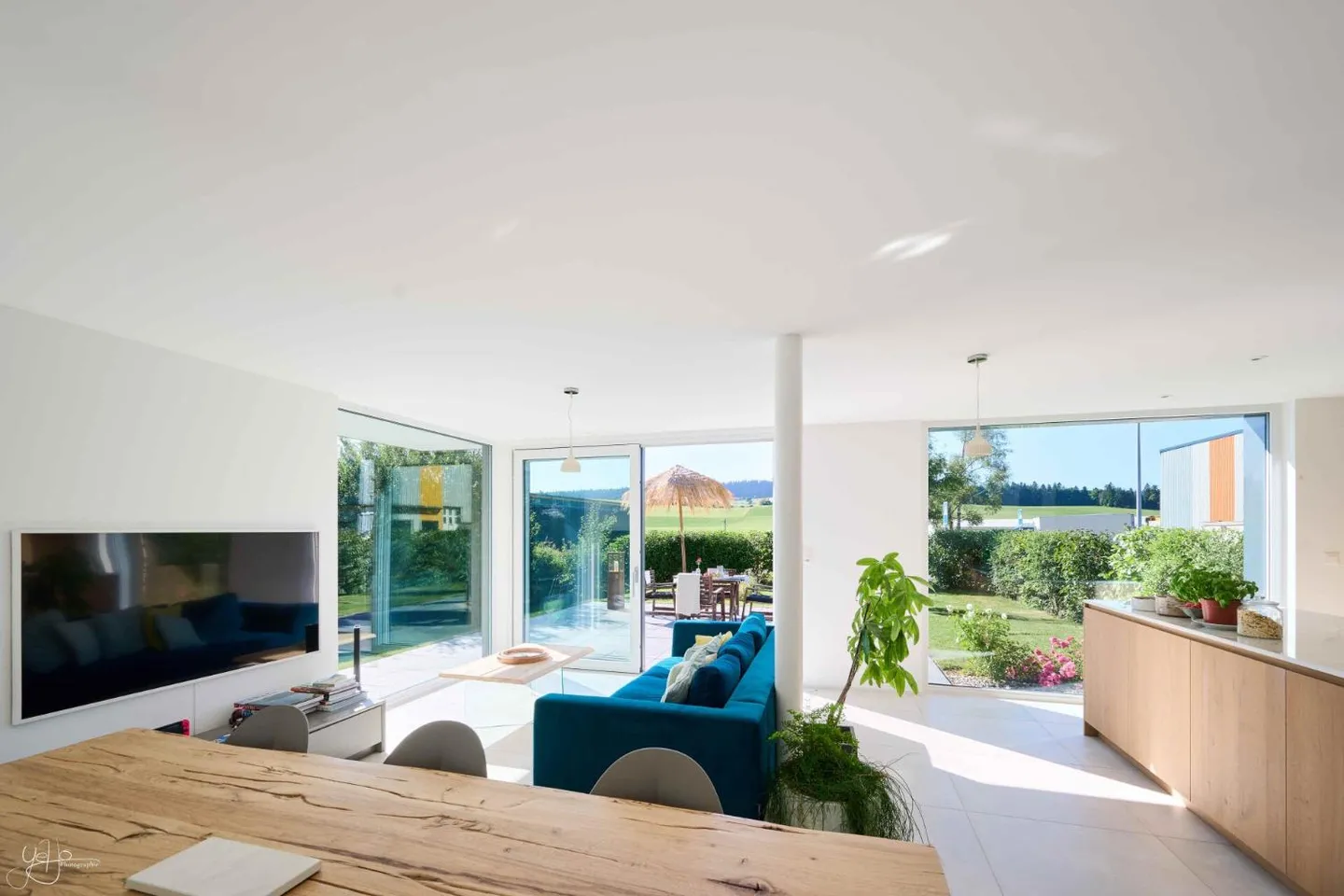Appartement spacieux avec jardin - Photo 2 sur 5