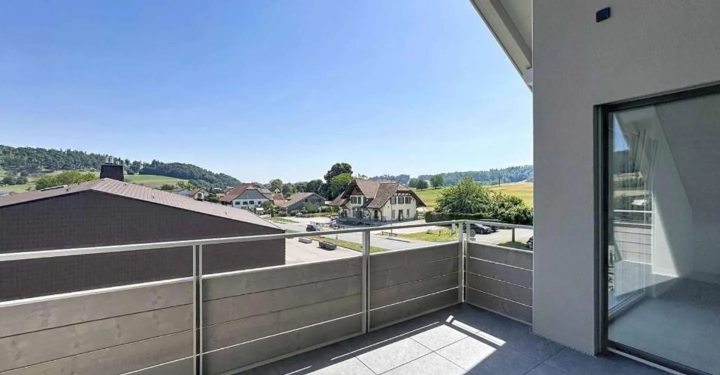 Ultimo piano 4.5 stanze - Foto 8 di 12