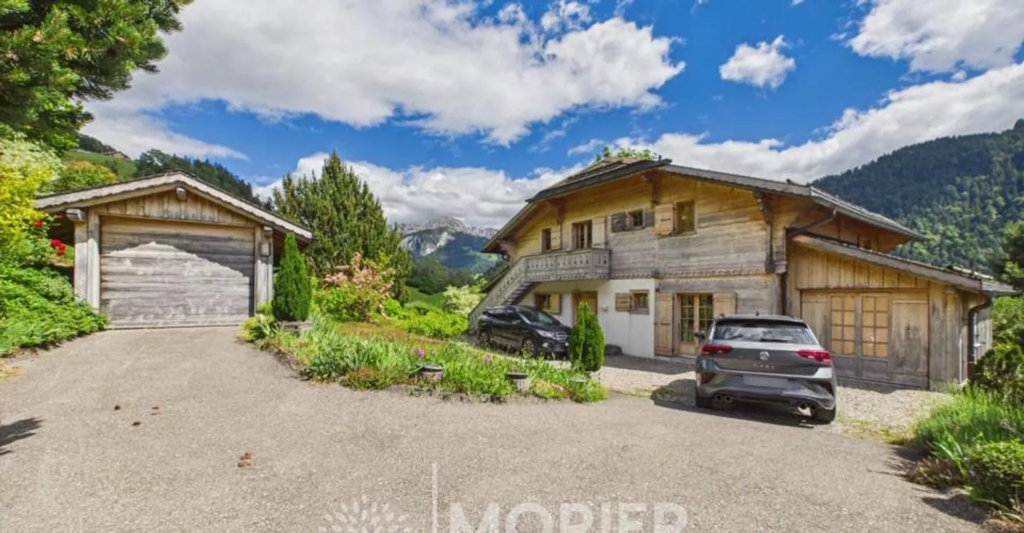 Superb chalet for sale in Rossinière - Photo 1 of 13