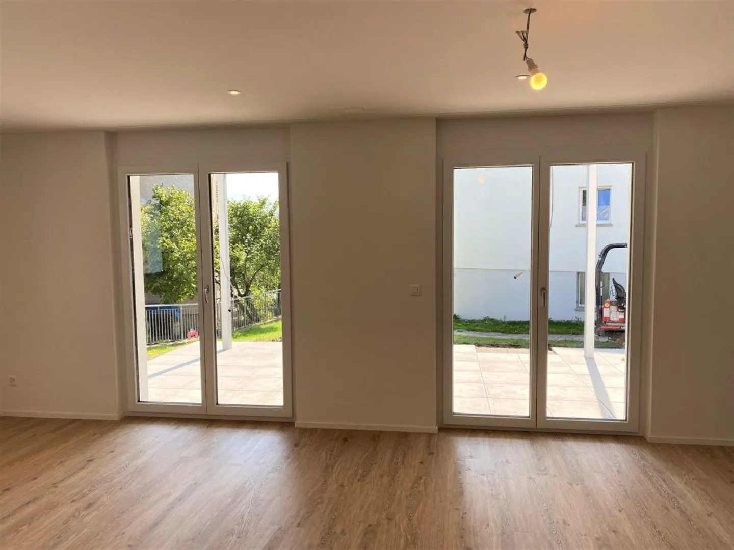 Appartement de 2,5 pièces au rez-de-chaussée avec orientation sud - Photo 5 sur 11