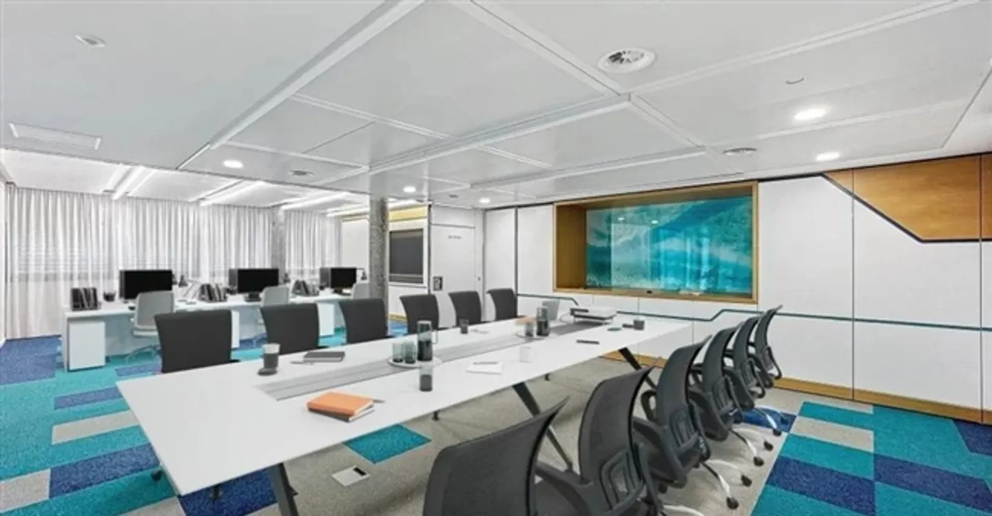 «Bureau» - Foto 1 von 10