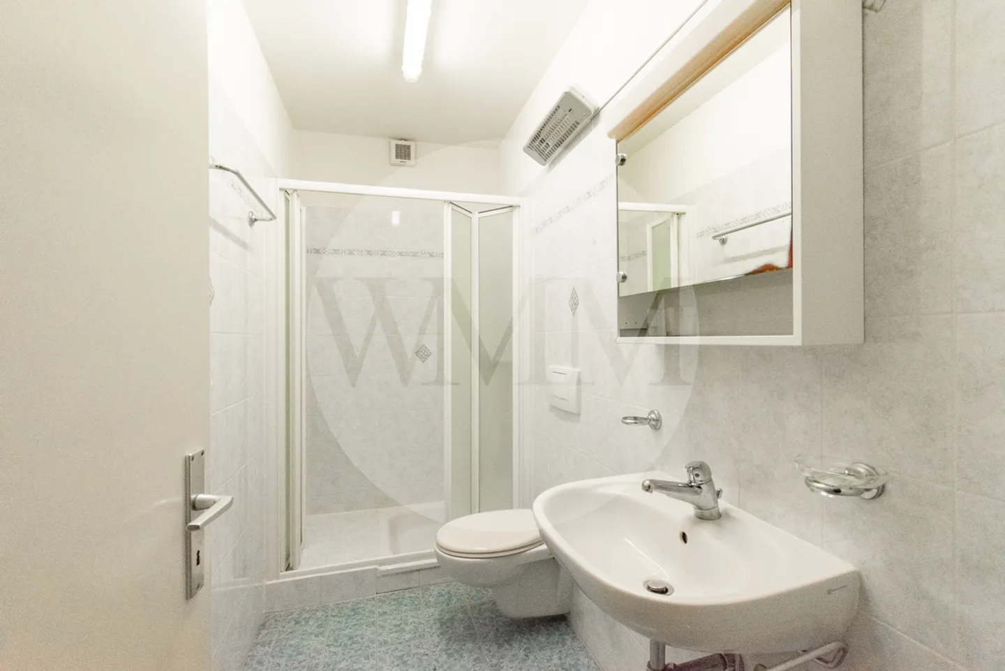 EINZELHAUS MIT GARTEN UND ZU WERTENDEN RÄUMEN - Foto 8 von 8