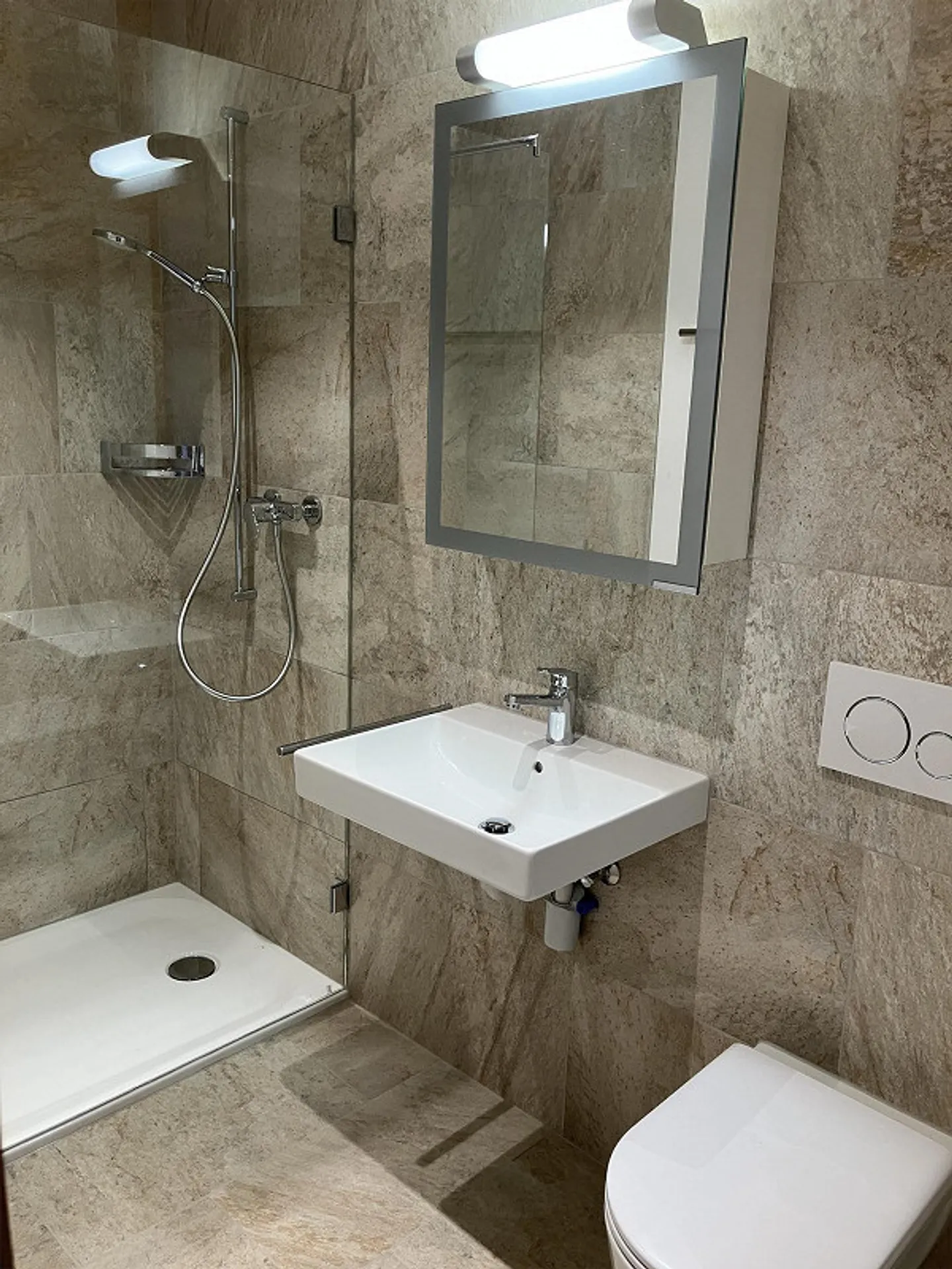 Unique 4.5 room apartment with integrated hobby room - Photo 13 of 15