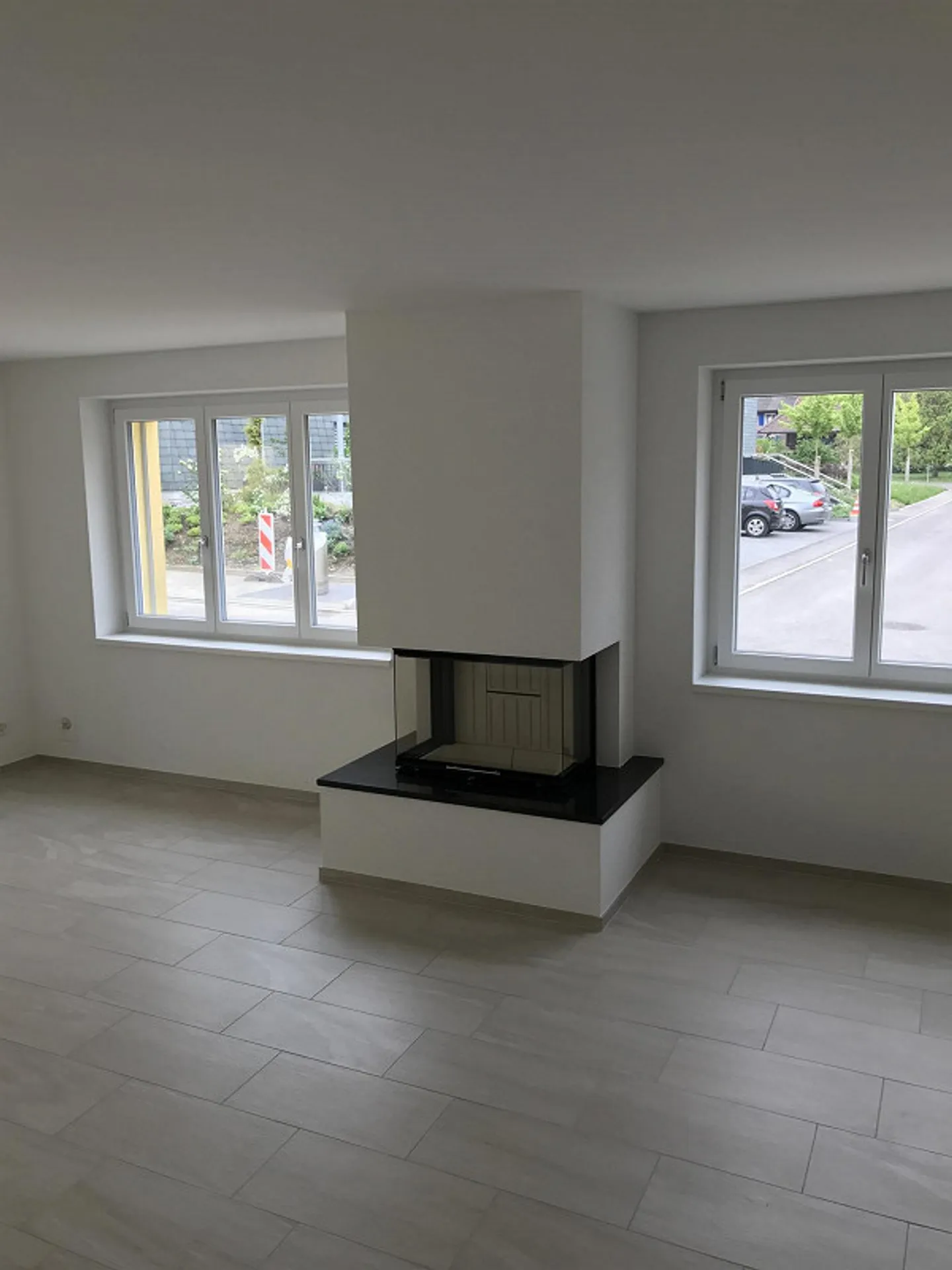 Exklusives 8,5-Zimmer-Einfamilienhaus mit Pool, Sauna & PV-Anlage - Photo 13 of 21