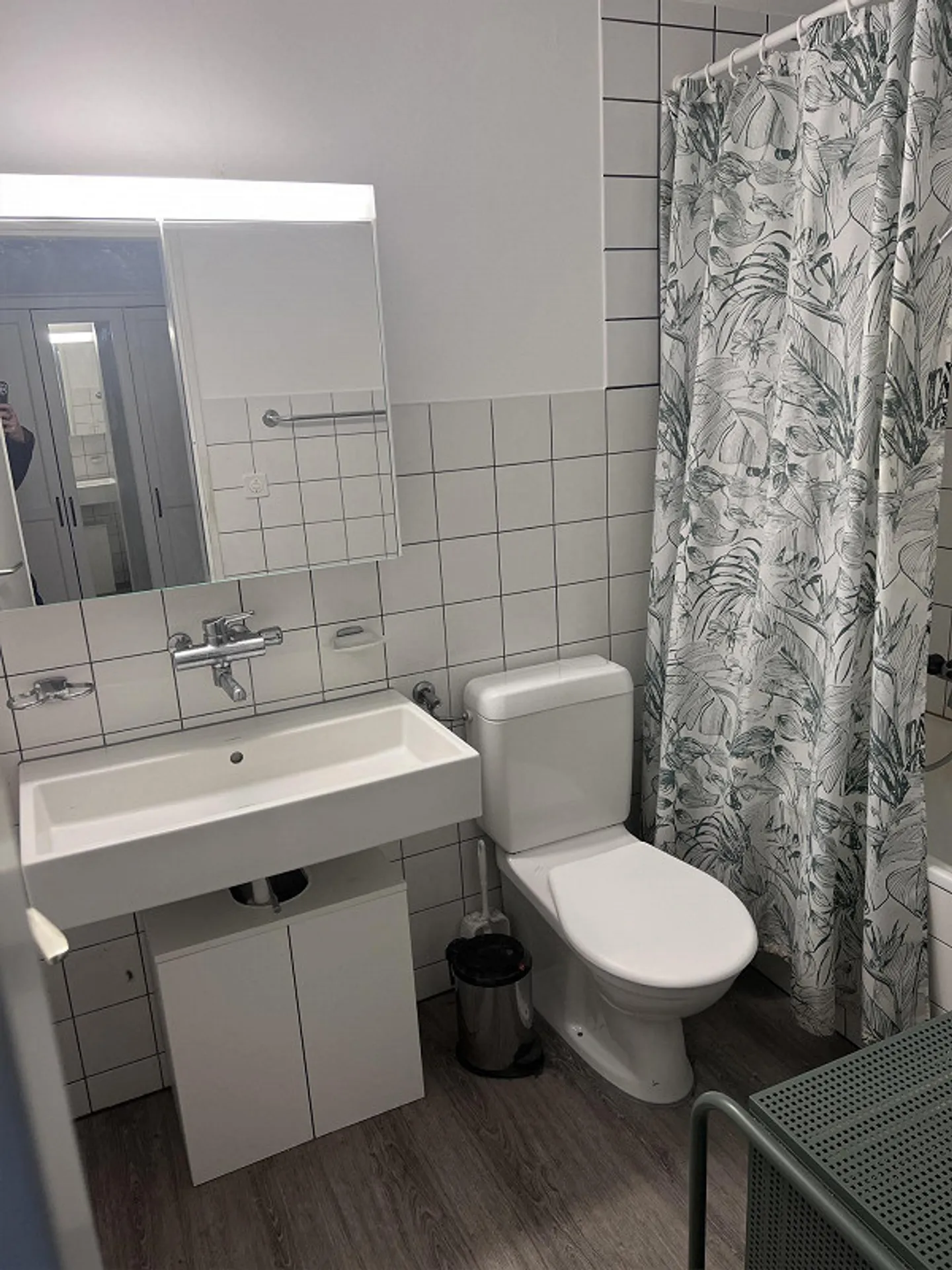 1.5 Room Attic Apartment in Therwil - Photo 4 of 5