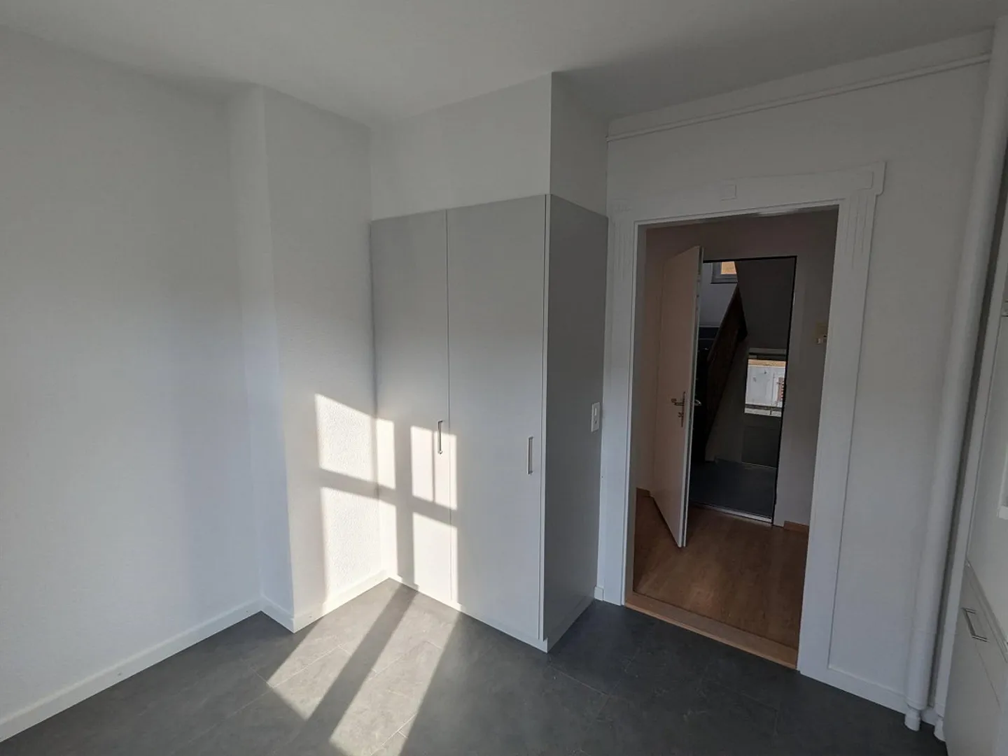 Bella appartamento di 4 stanze nel cuore di Romanshorn. - Foto 3 di 19