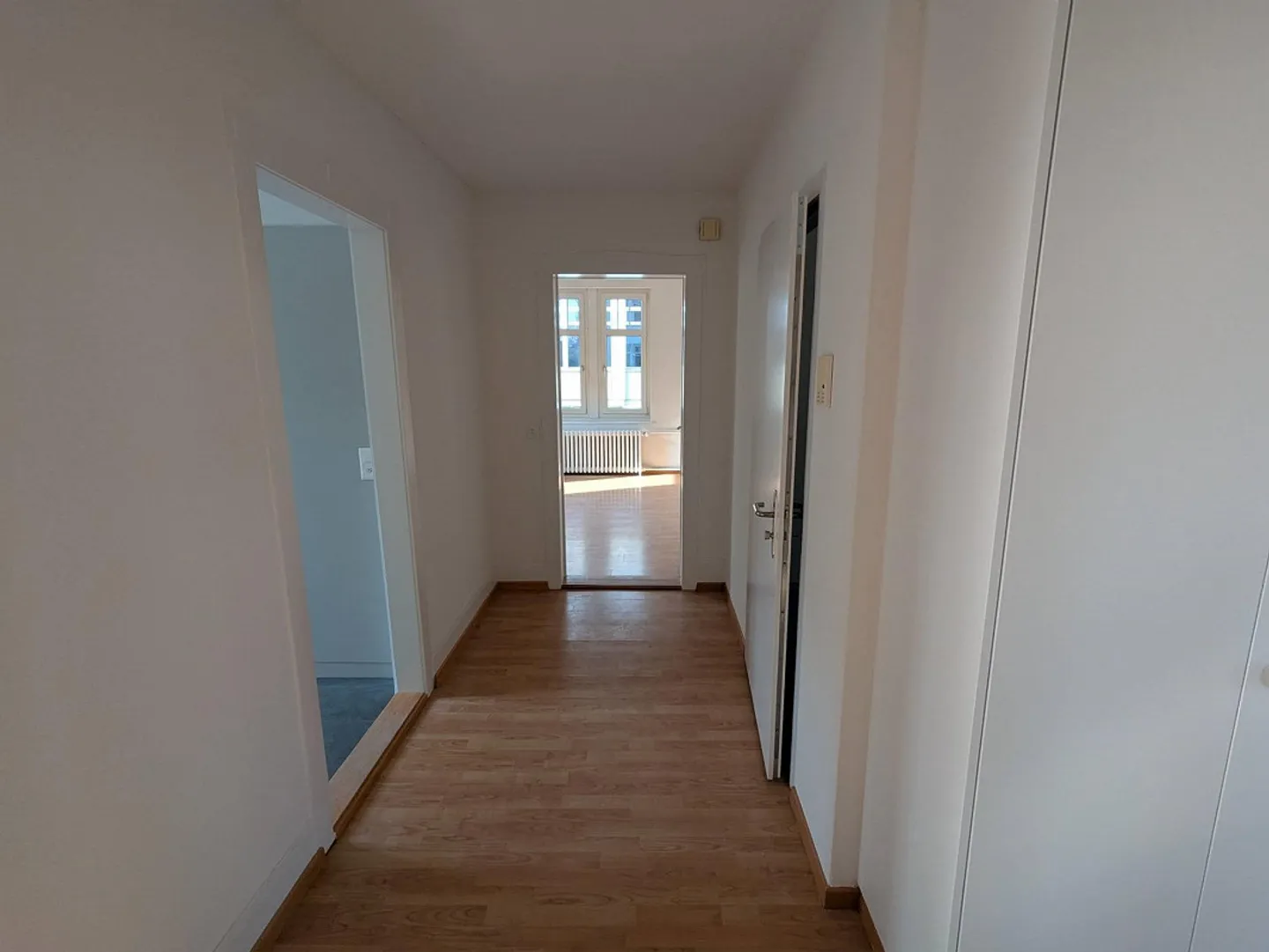 Bella appartamento di 4 stanze nel cuore di Romanshorn. - Foto 10 di 19