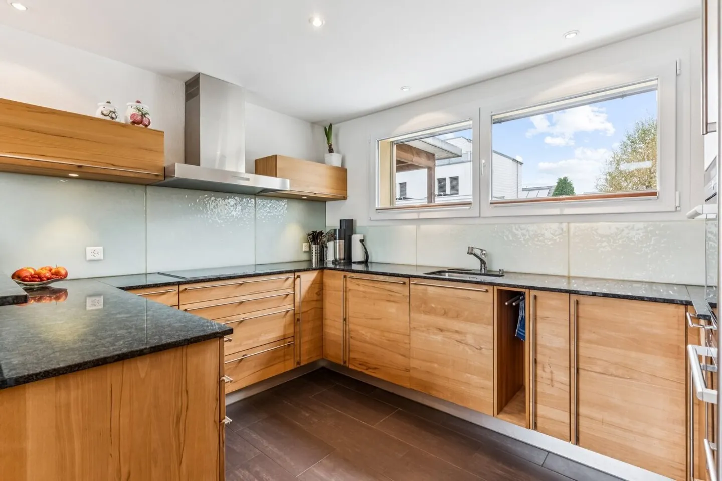 A dream home for you and your family - Photo 4 of 7