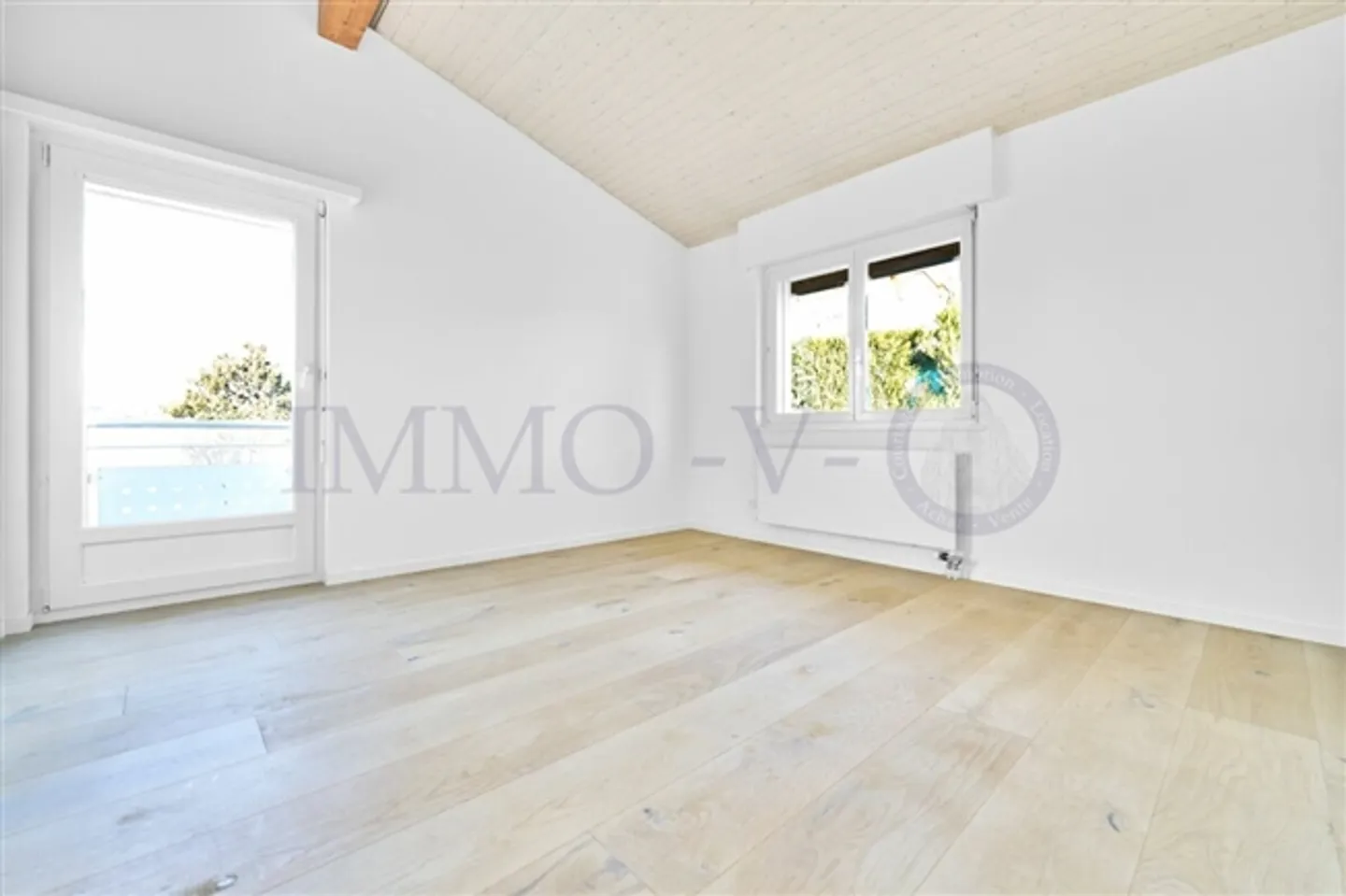 3.5 Room apartment - Photo 5 of 8