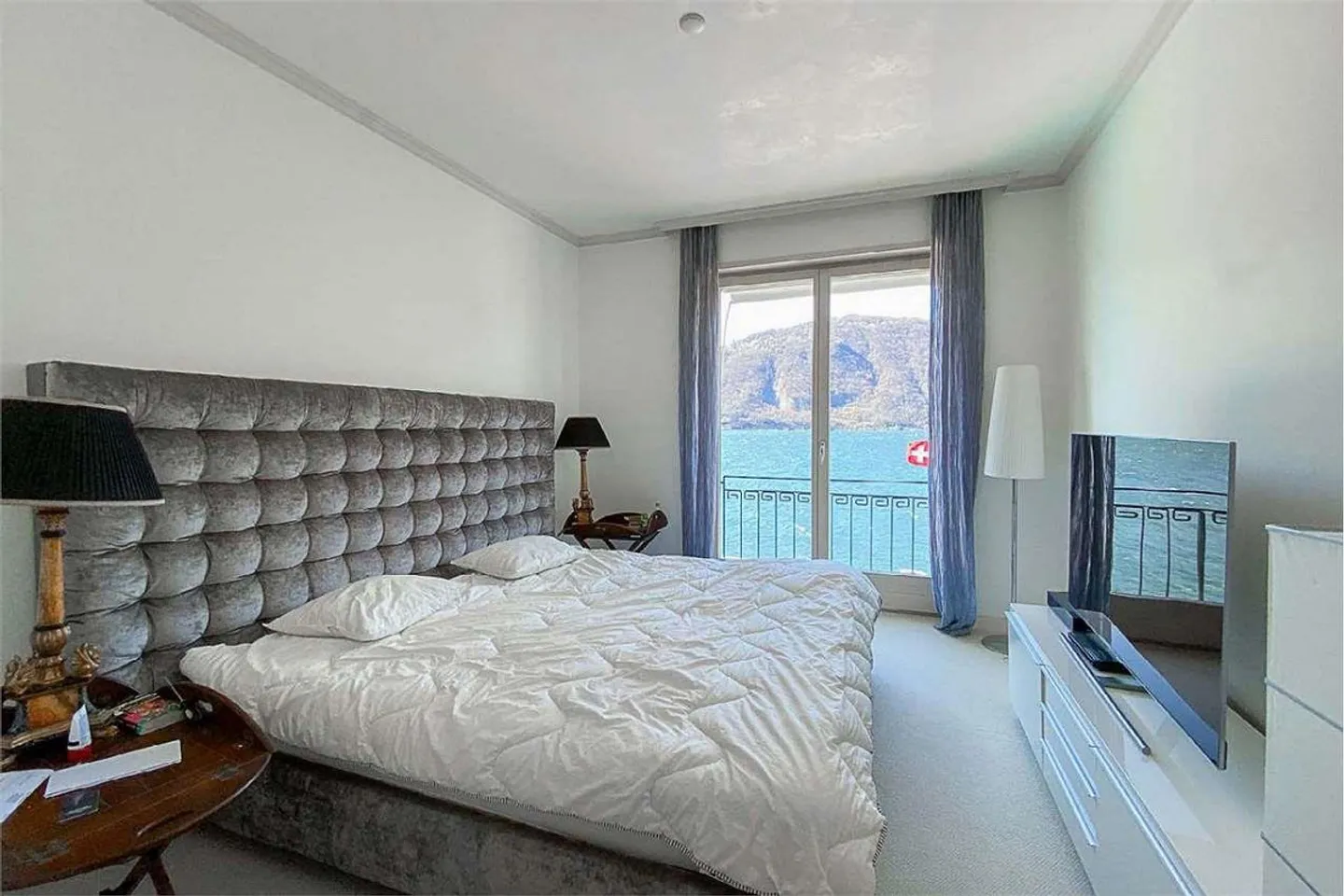 Appartement exclusif de 4,5 pièces avec vue sur le lac, quai privé et place de bateau - Photo 6 sur 13