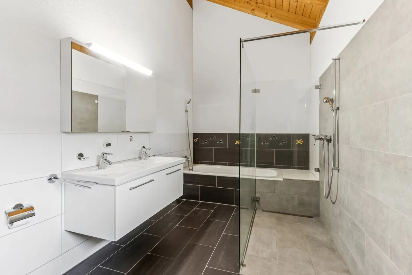 A dream home for you and your family - Photo 6 of 7