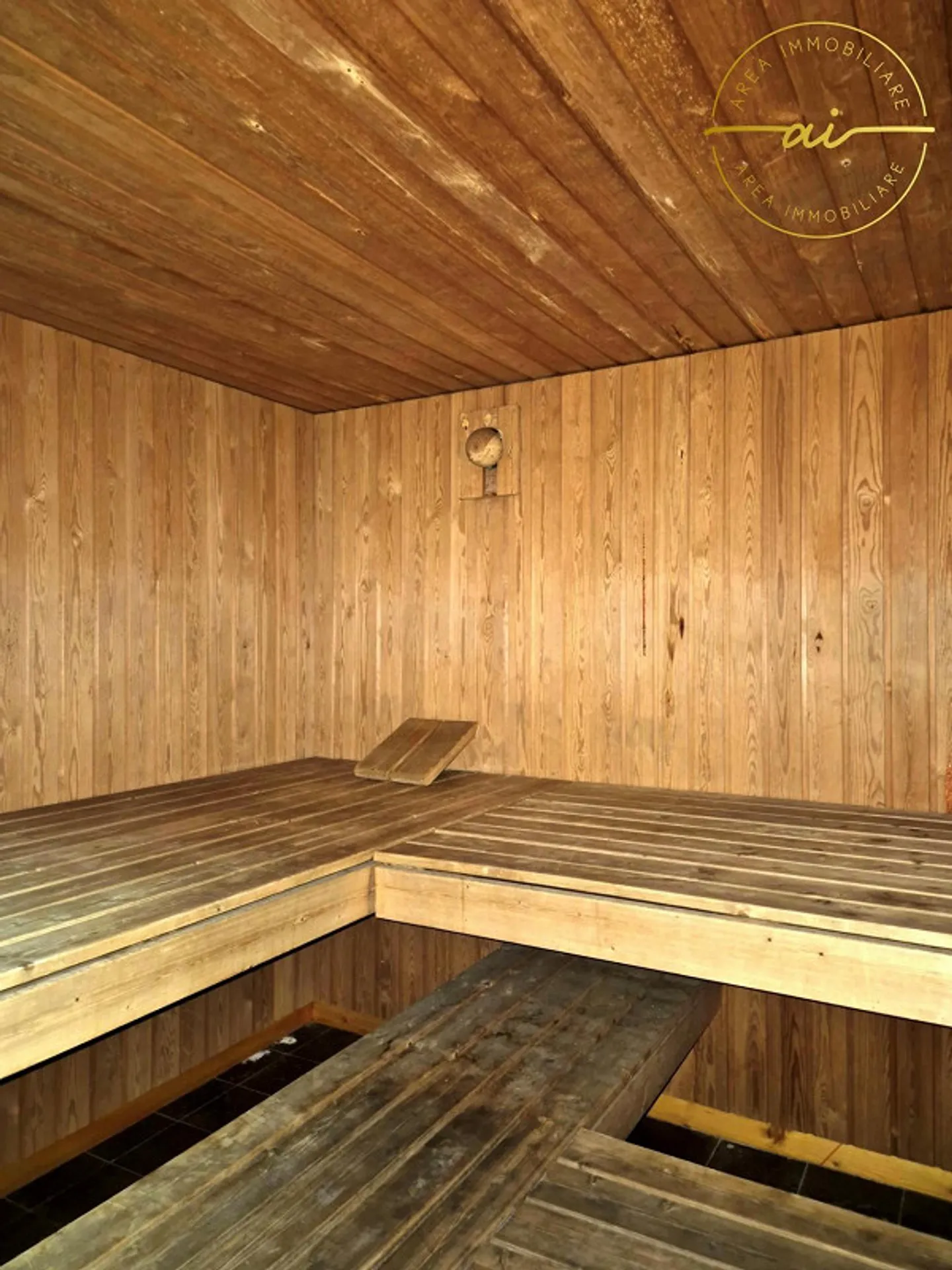 PRACTICAL 3.5-ROOM APARTMENT IN CENTRAL AREA - MENDRISIO - Photo 12 of 13