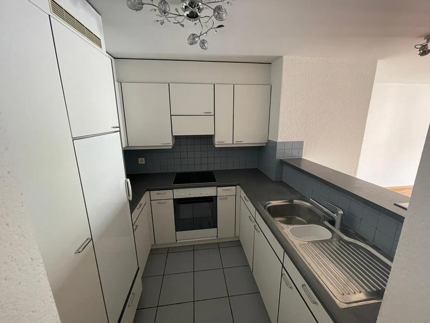 Central Apartment in Uster - Photo 2 of 4
