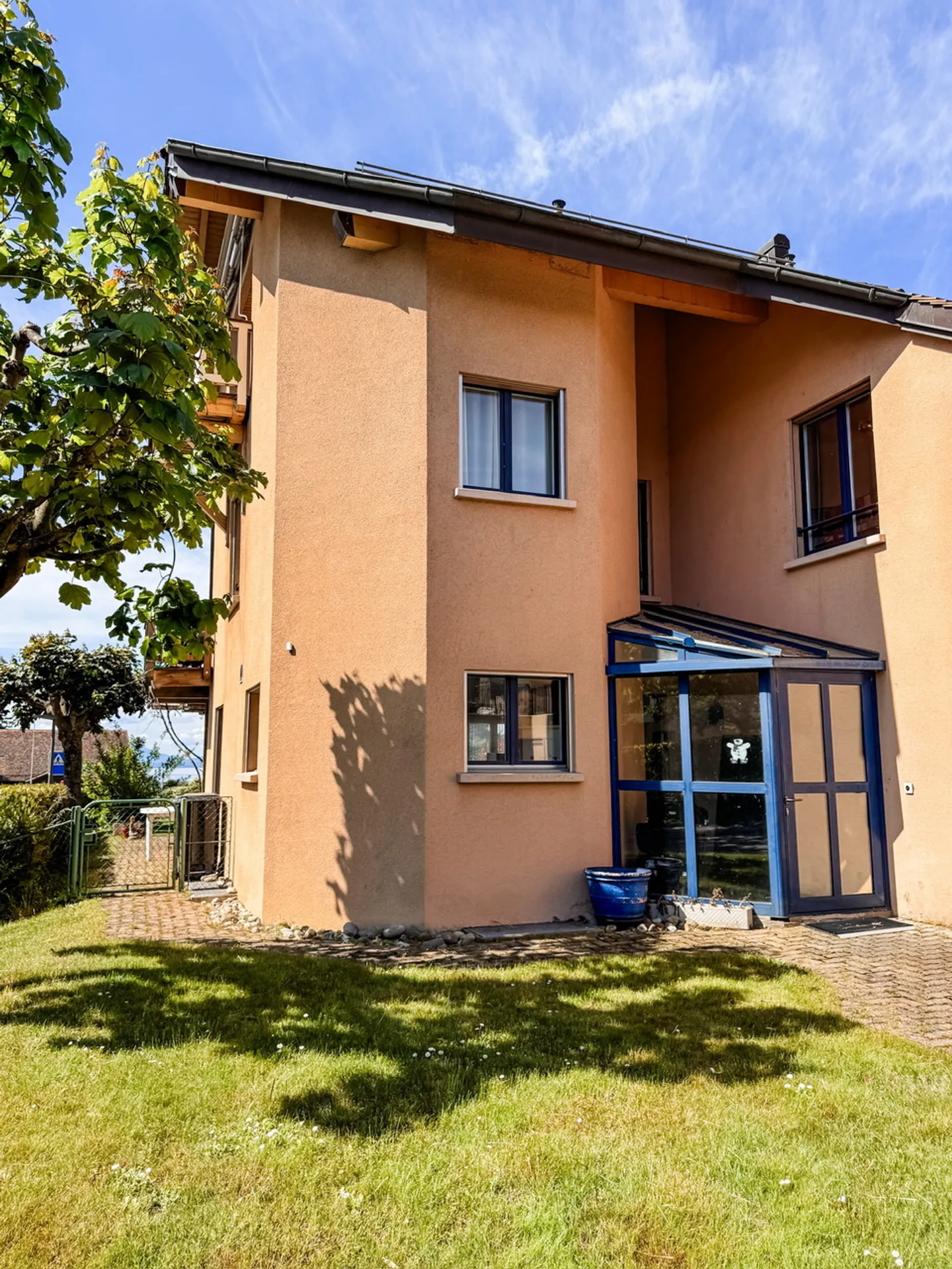 Terraced House - Fixed-term Rental - Photo 2 of 22