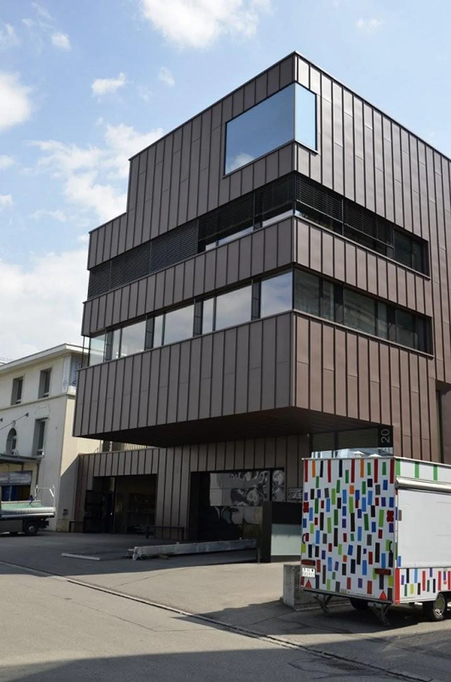 Spazio commerciale moderno con buone connessioni ai mezzi pubblici a Wabern - Foto 1 di 5