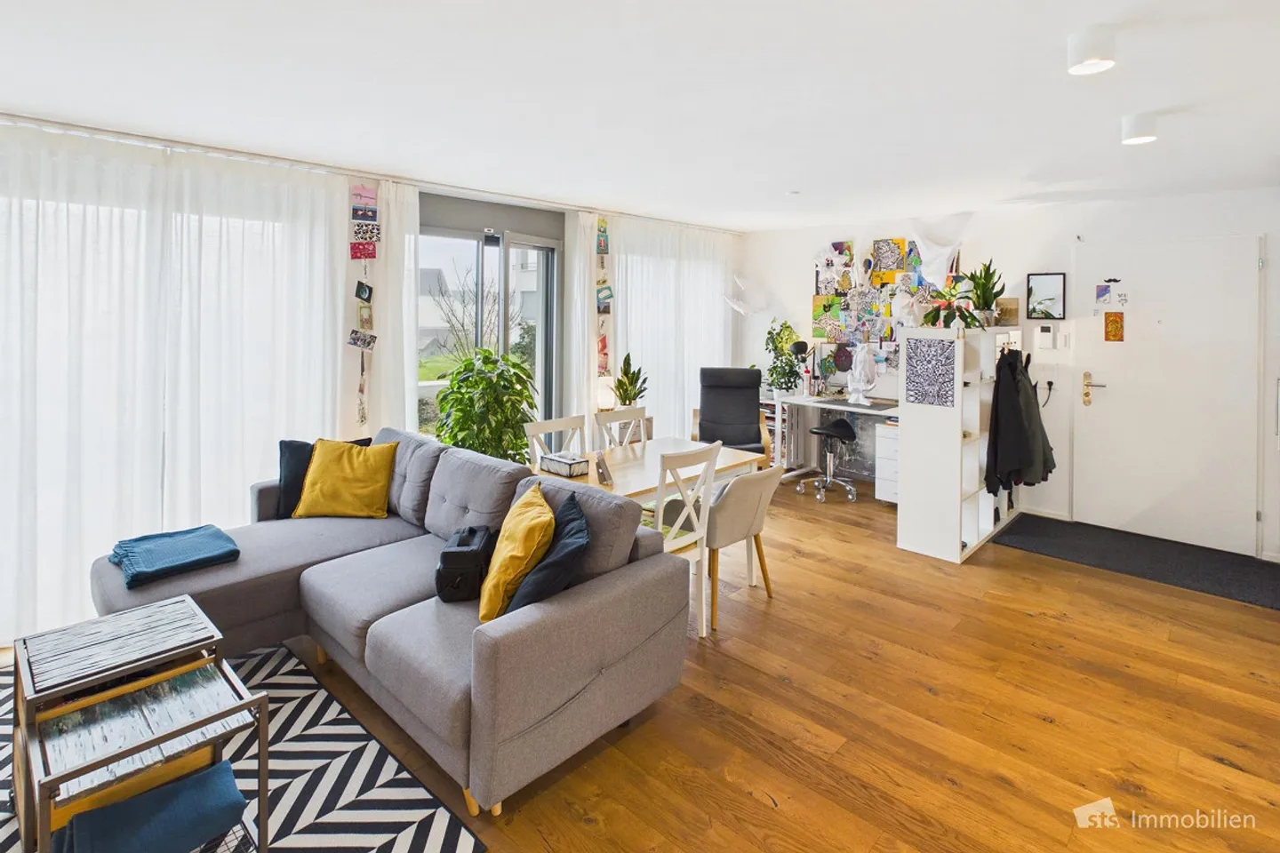 Quiet. Modern. Value-retaining. 2.5-room apartment in Sonnhof Park Inwil - Photo 2 of 15