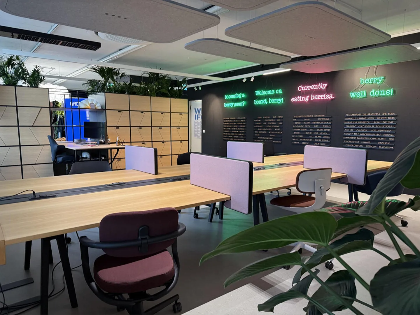 Espace de travail moderne - aménagé et prêt à emménager - Photo 3 sur 12