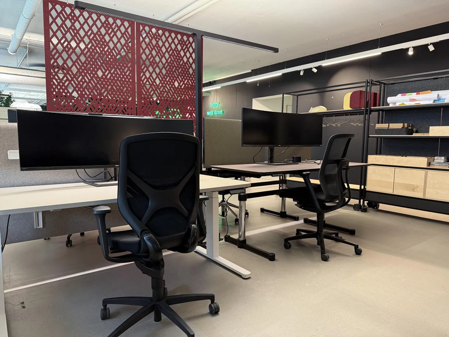 Espace de travail moderne - aménagé et prêt à emménager - Photo 7 sur 12