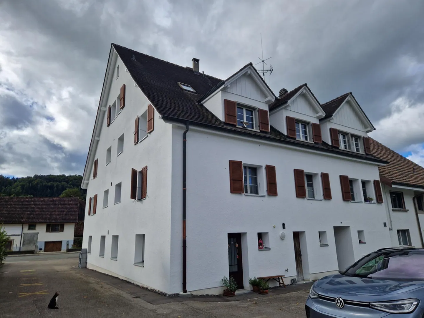 Ein neu isoliertes Gebäude mit direktem Zugang - Foto 7 von 7