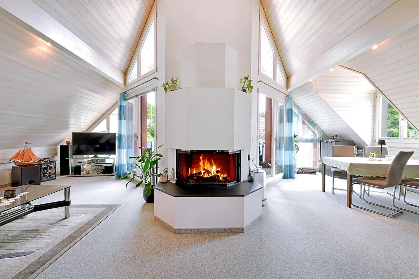 4.5-Zi. Dachmaisonette an ruhiger Lage - Foto 1 von 17