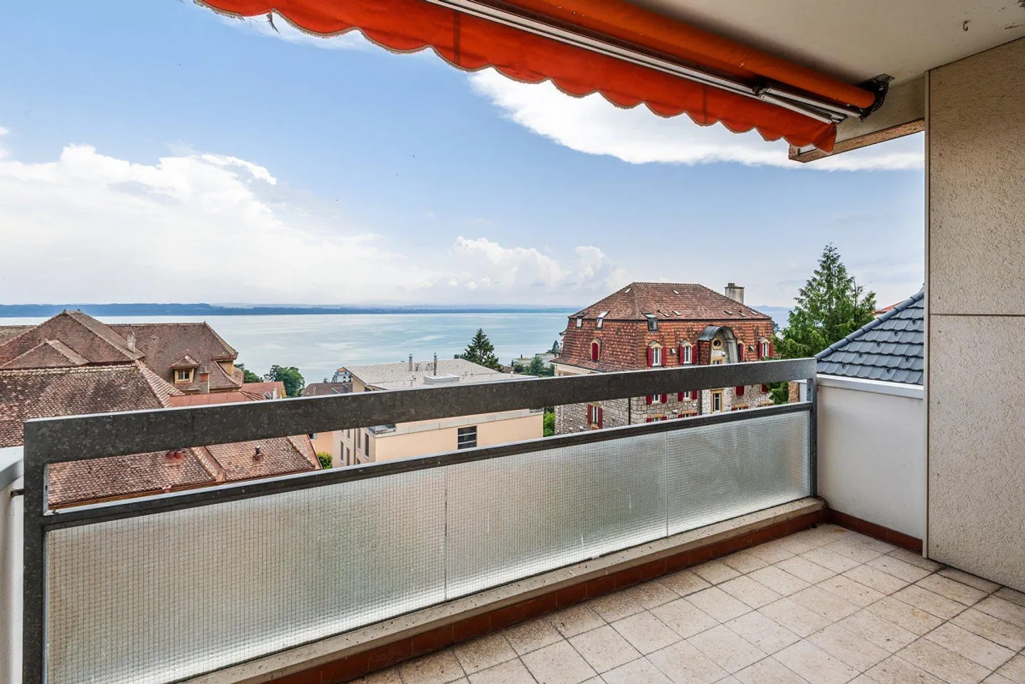 Appartement spacieux avec vue sur le lac - Photo 10 sur 10