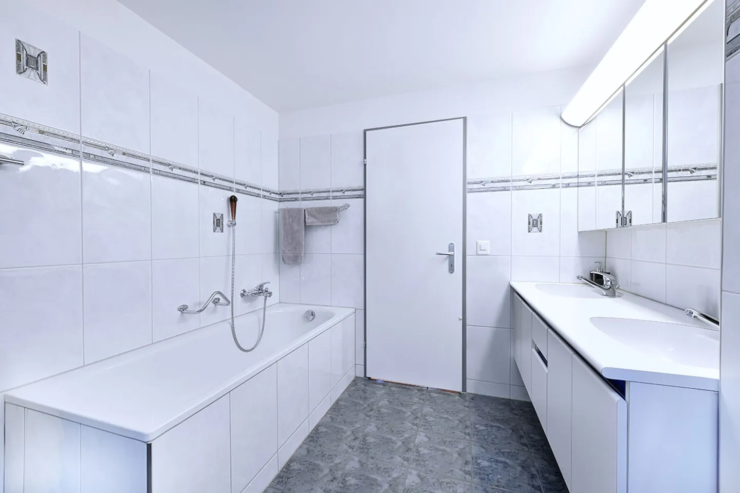 4.5-Zi. Dachmaisonette an ruhiger Lage - Foto 7 von 17