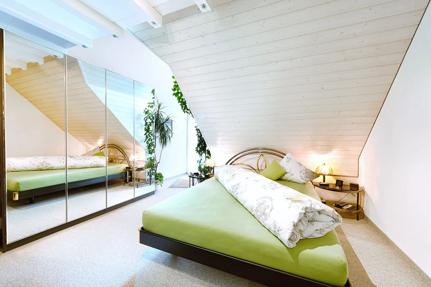 4.5-Zi. Dachmaisonette an ruhiger Lage - Foto 9 von 17