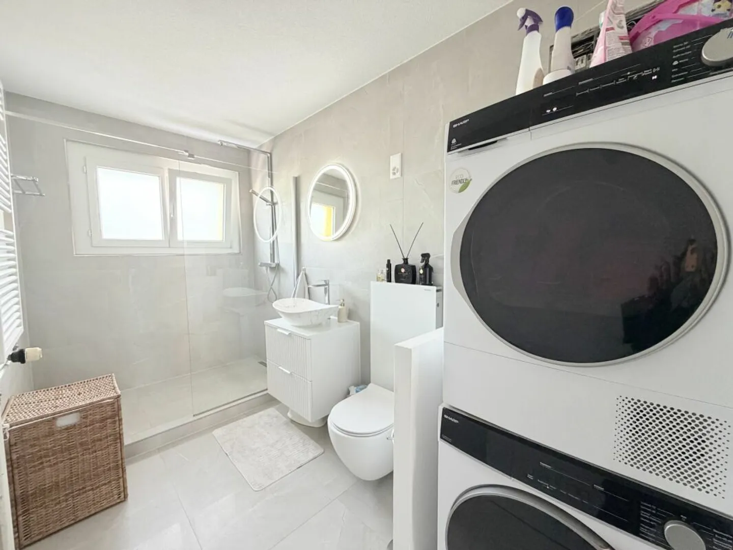 Familienfreundliche 4.5-Zimmerwohnung mit viel Licht und Grünfläche - Foto 9 di 12