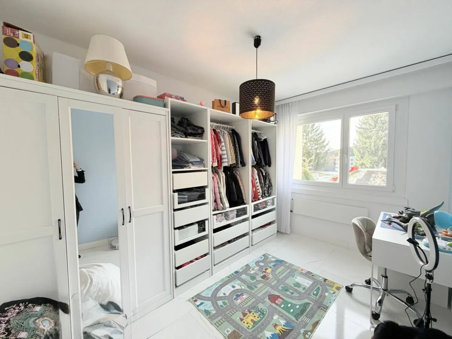 Familienfreundliche 4.5-Zimmerwohnung mit viel Licht und Grünfläche - Foto 6 di 12