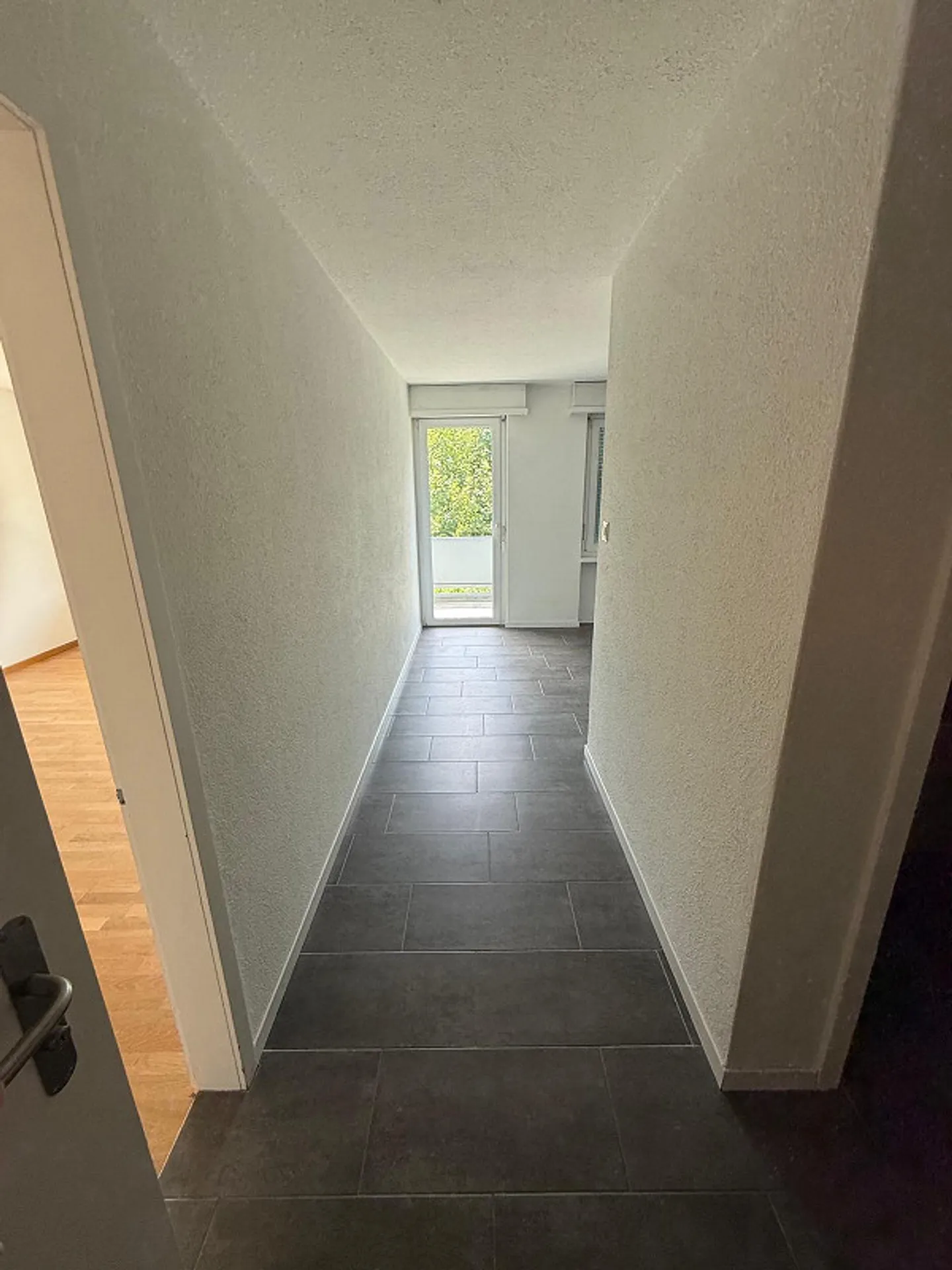 Appartement de 3,5 pièces au rez-de-chaussée - Photo 9 sur 10