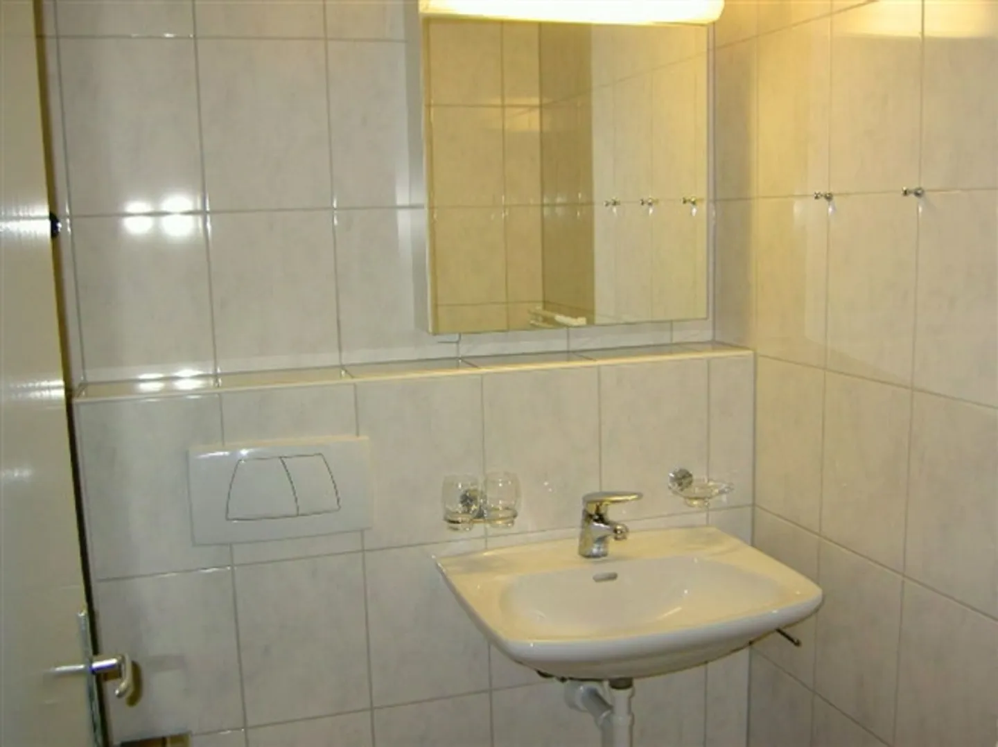 Beautiful 3.5 room apartment, quietly located - Photo 2 of 13