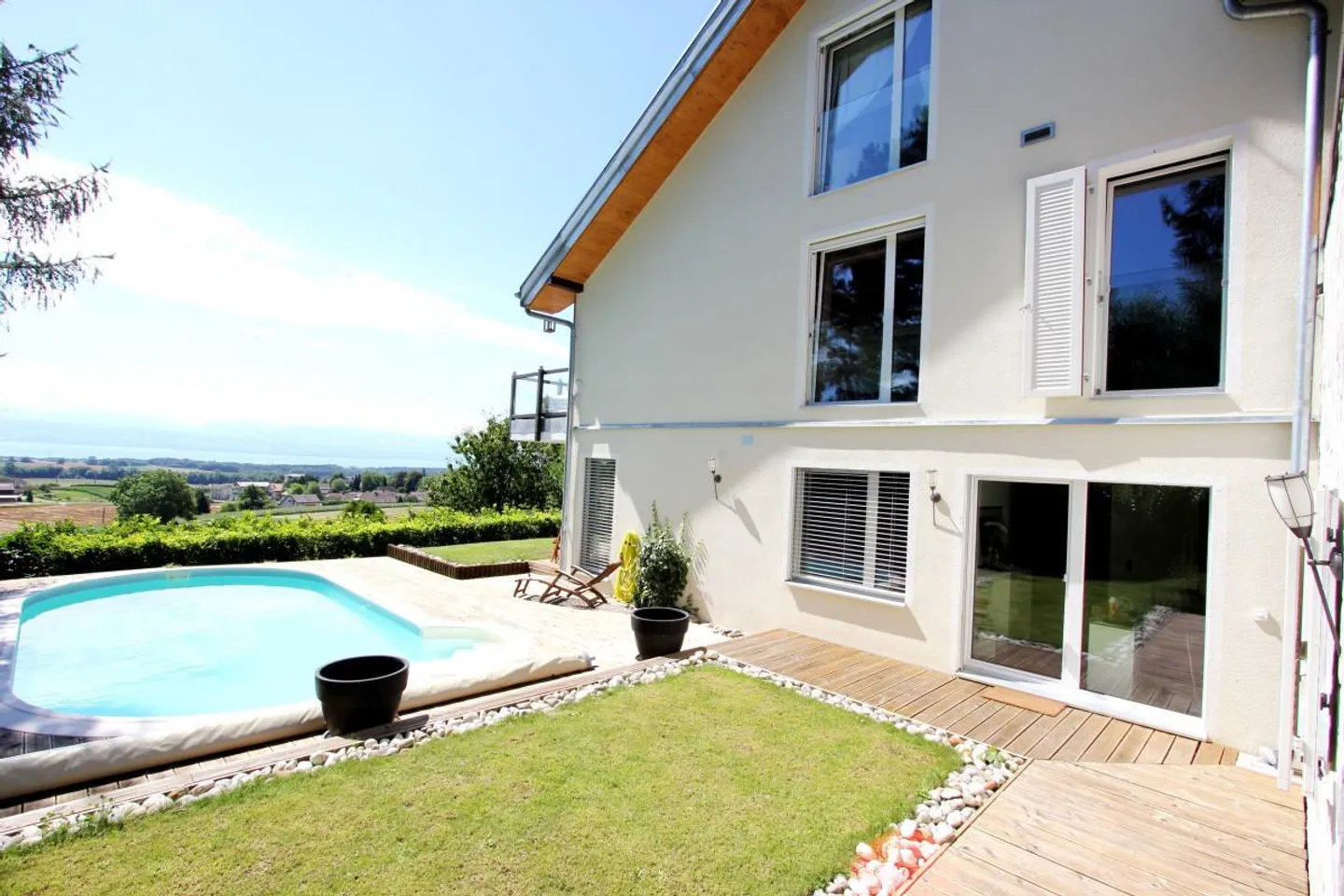 Villa mit beheiztem Pool, Panoramablick auf den Genfersee und die... - Foto 3 von 15