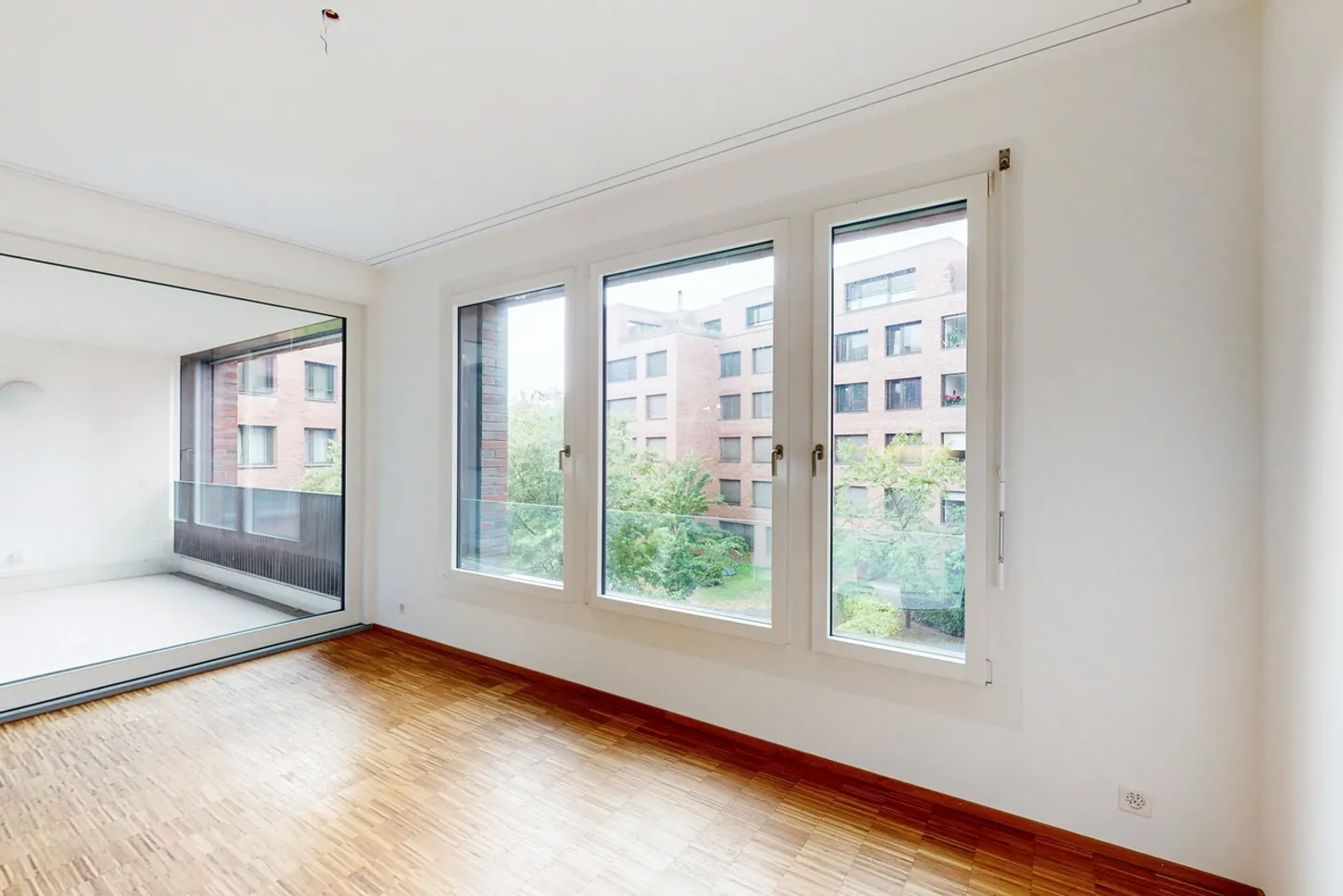 3.5 Room Apartment - Photo 4 of 7