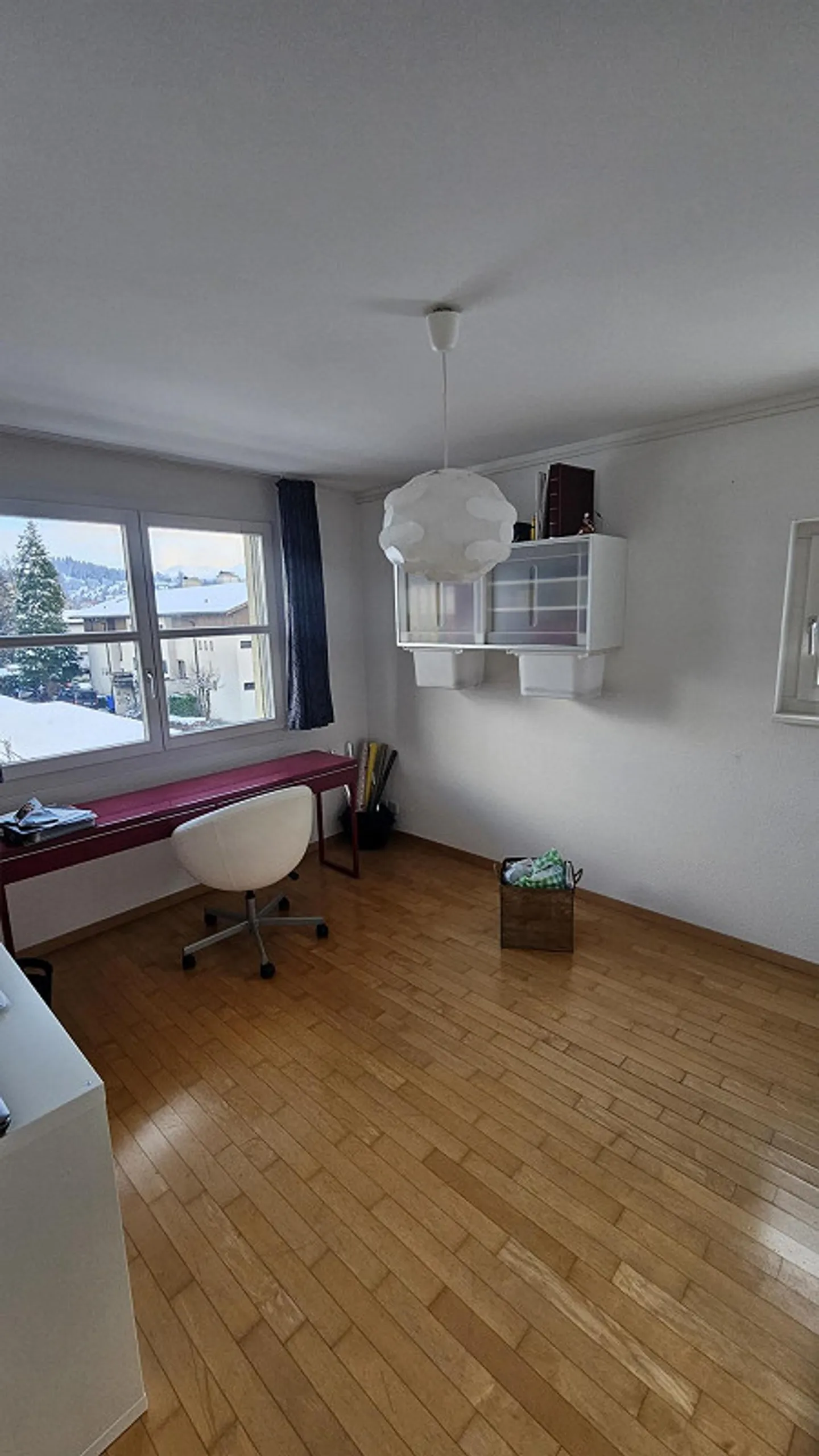 Ampia casa angolare di 5,5 stanze in una zona residenziale tranquilla a Kriens - Foto 7 di 15