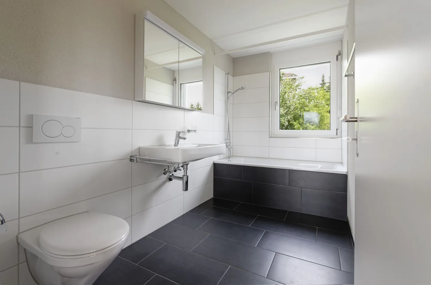 Moderne Garten Wohnung mit Parkett, entspannendem Sitzplatz und wunderschöner Aussicht - Foto 4 von 10