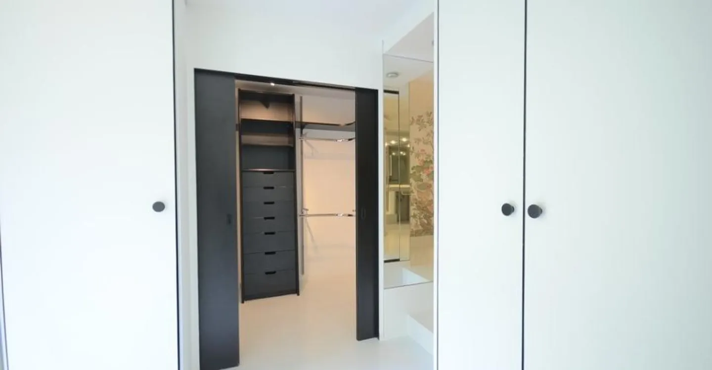 Helle 4,5 Zimmer in einer begehrten Gegend - Foto 4 von 9