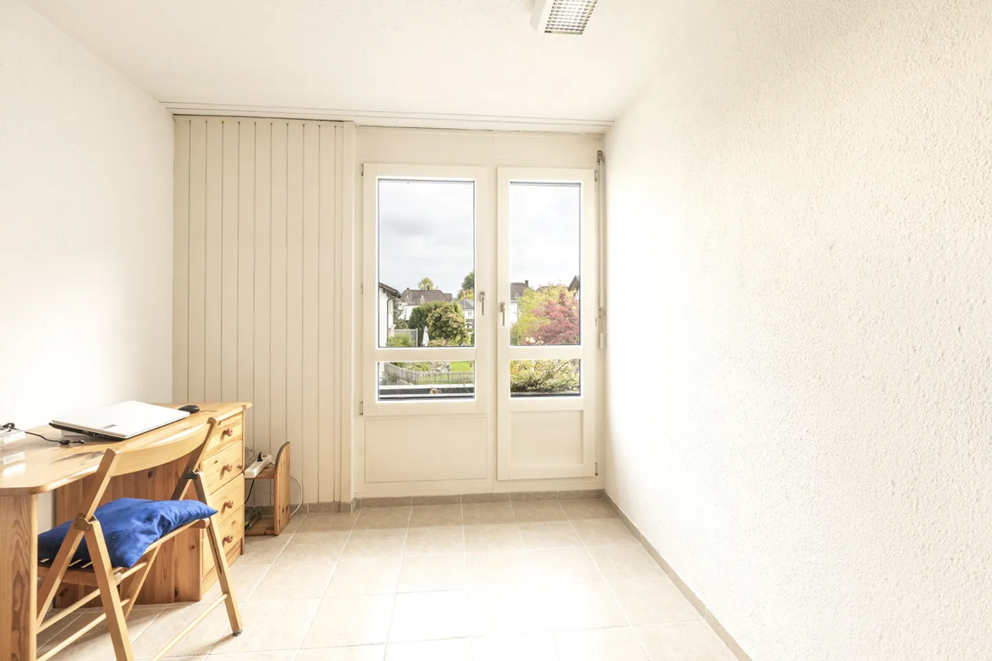 Familienfreundliches Eckhaus - Foto 4 von 7