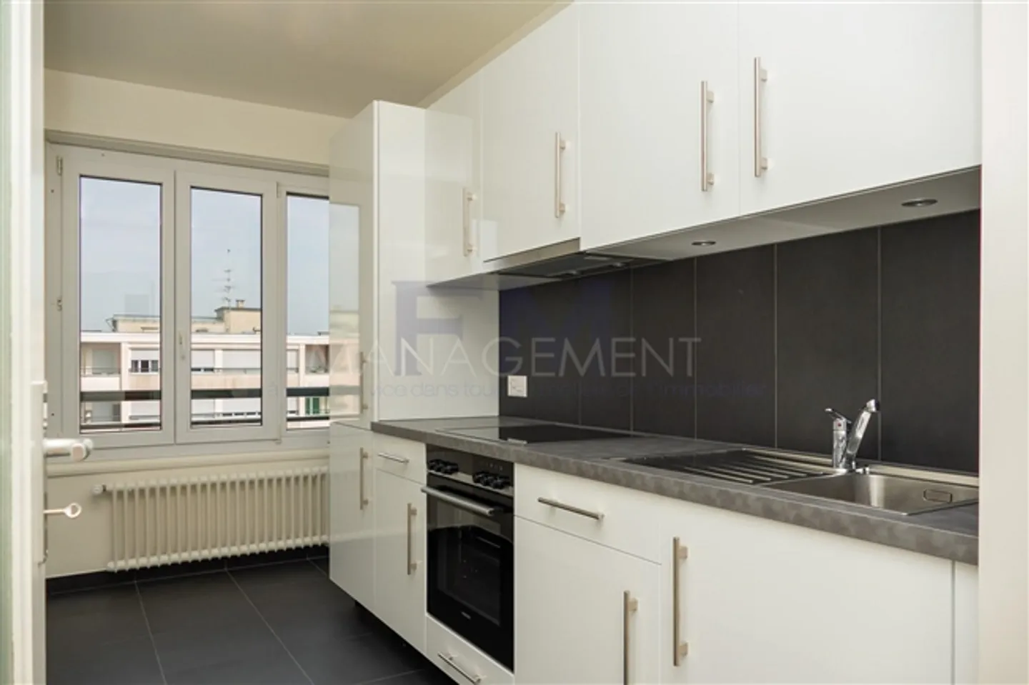 Meyrin, Avenue de Vaudagne appartement de 3 pièces, environ 46 m² au 6ème étage - Photo 1 sur 9