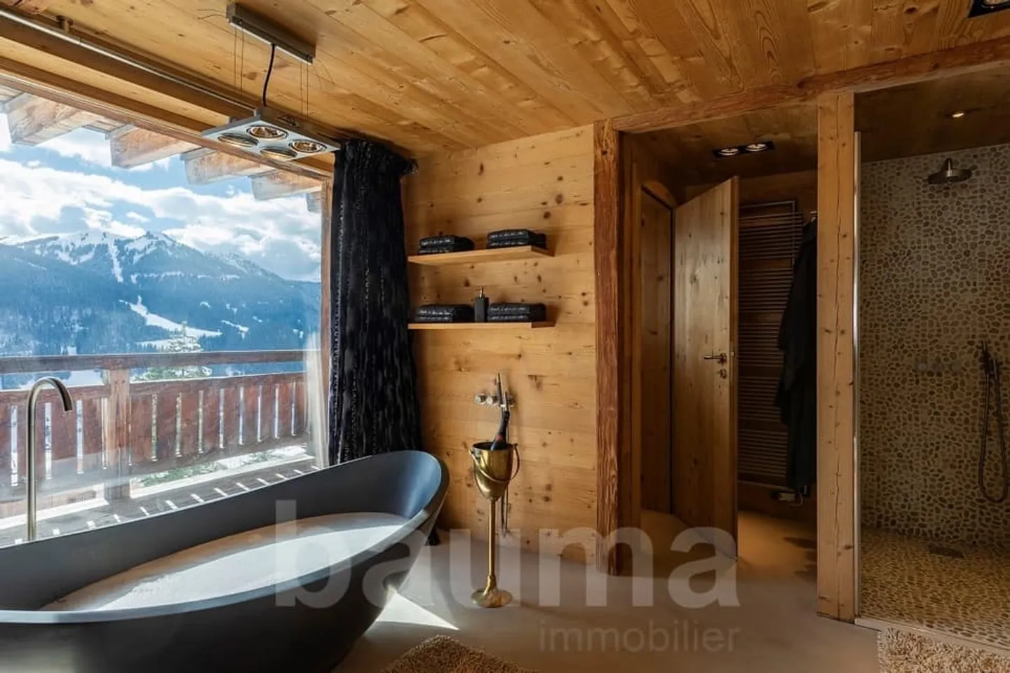 Chalet d'exception avec piscine intérieure - Photo 8 sur 13