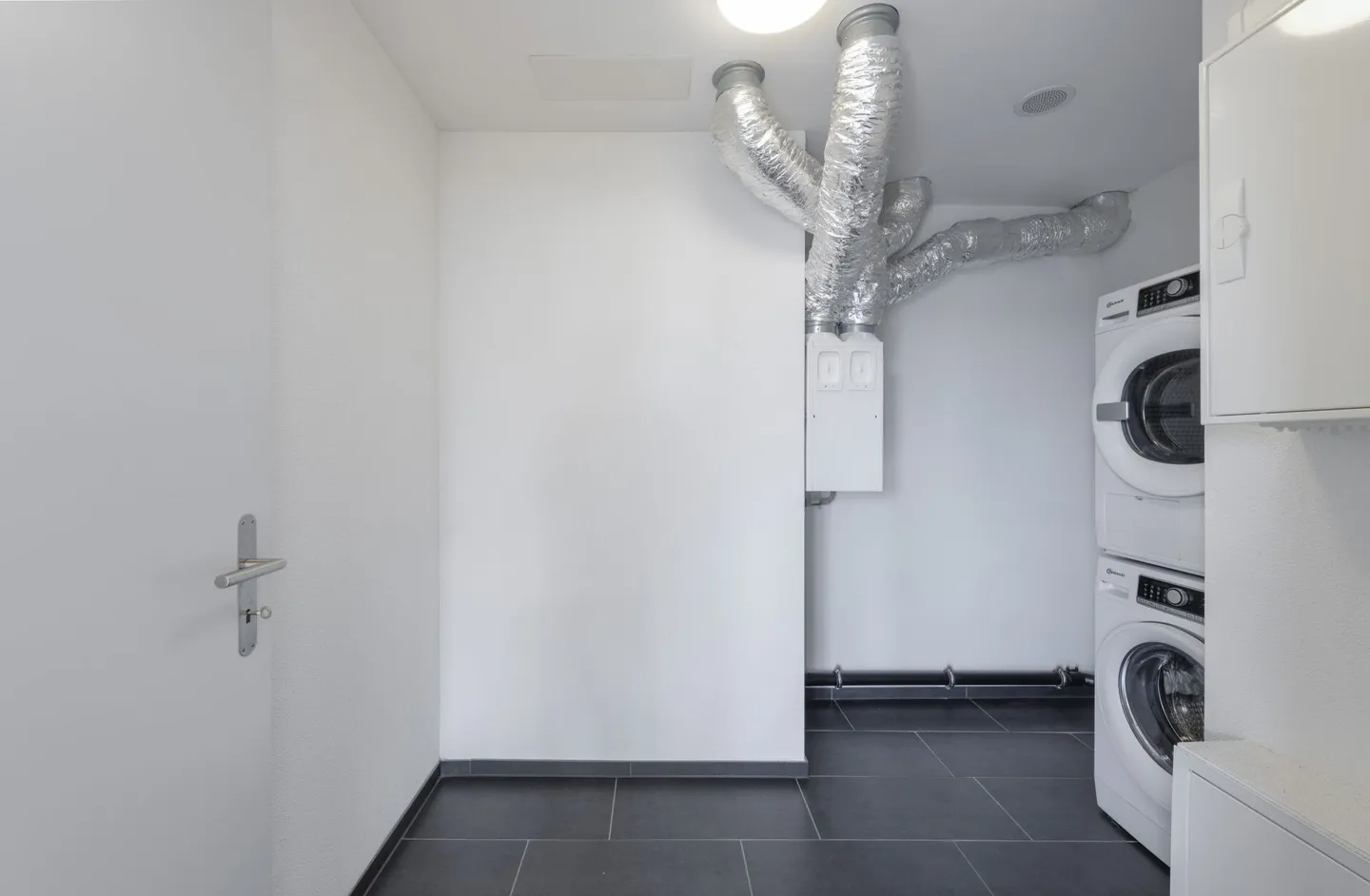 Moderne Garten Wohnung mit Parkett, entspannendem Sitzplatz und wunderschöner Aussicht - Foto 7 von 10