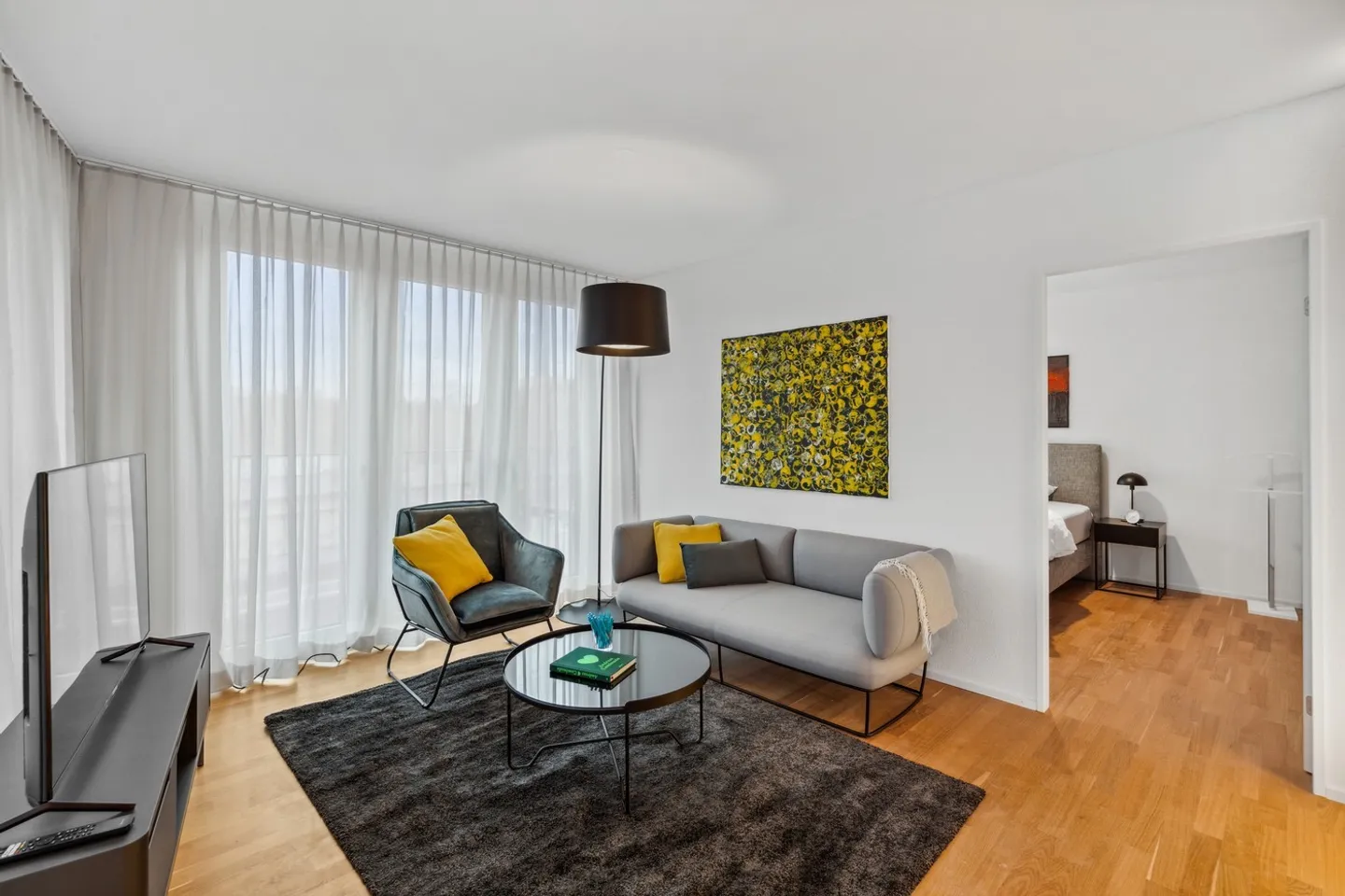 Appartement 3.5 pièces dans la tour de Münchenstein BL - Photo 4 sur 9