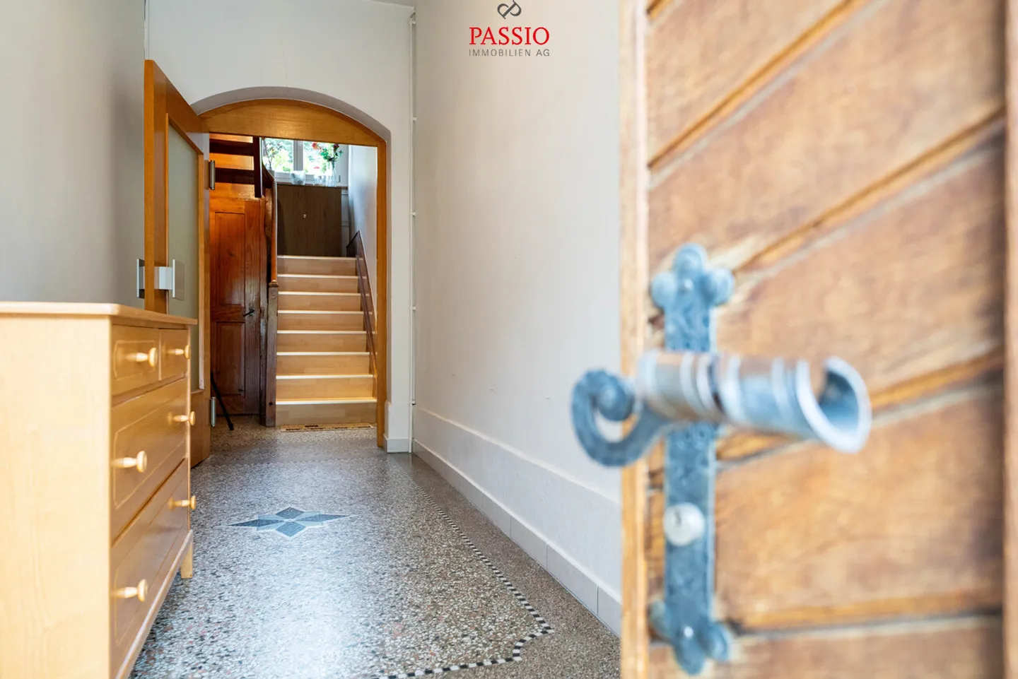 Casa di 11,5 stanze con annesso e potenziale di ampliamento - Foto 3 di 37