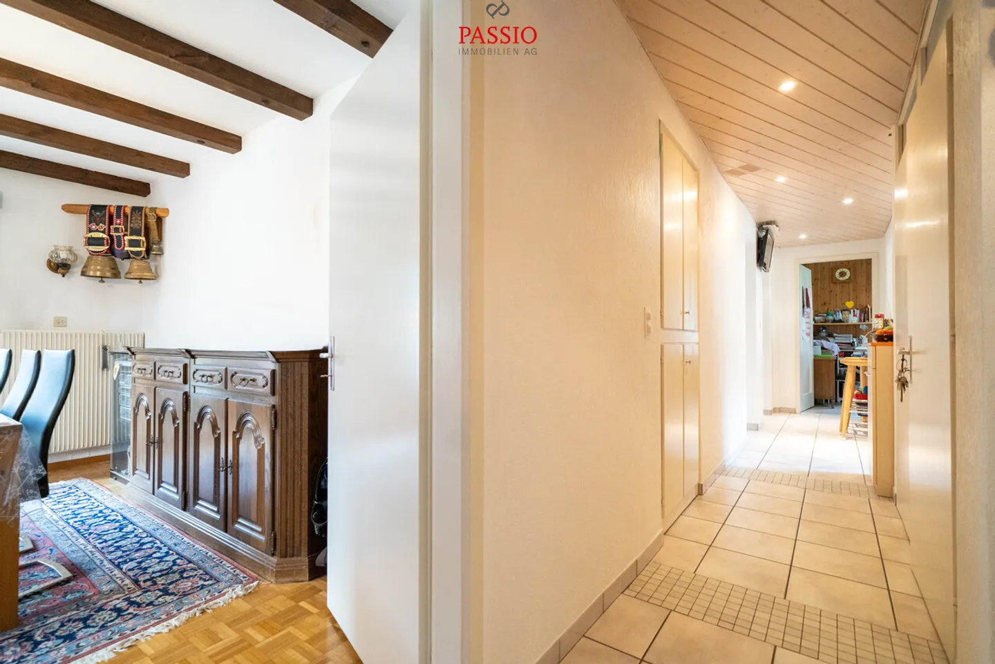 Casa di 11,5 stanze con annesso e potenziale di ampliamento - Foto 6 di 37