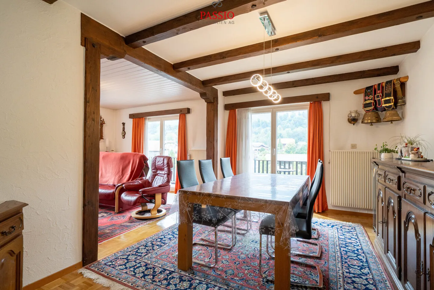 Casa di 11,5 stanze con annesso e potenziale di ampliamento - Foto 7 di 37