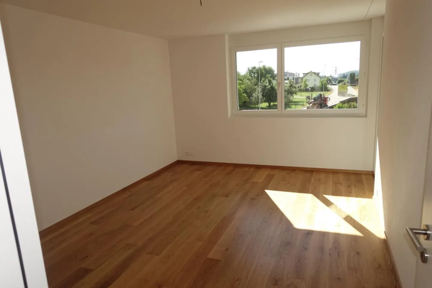 Vue panoramique merveilleuse et ensoleillement optimal ! - Photo 5 sur 9